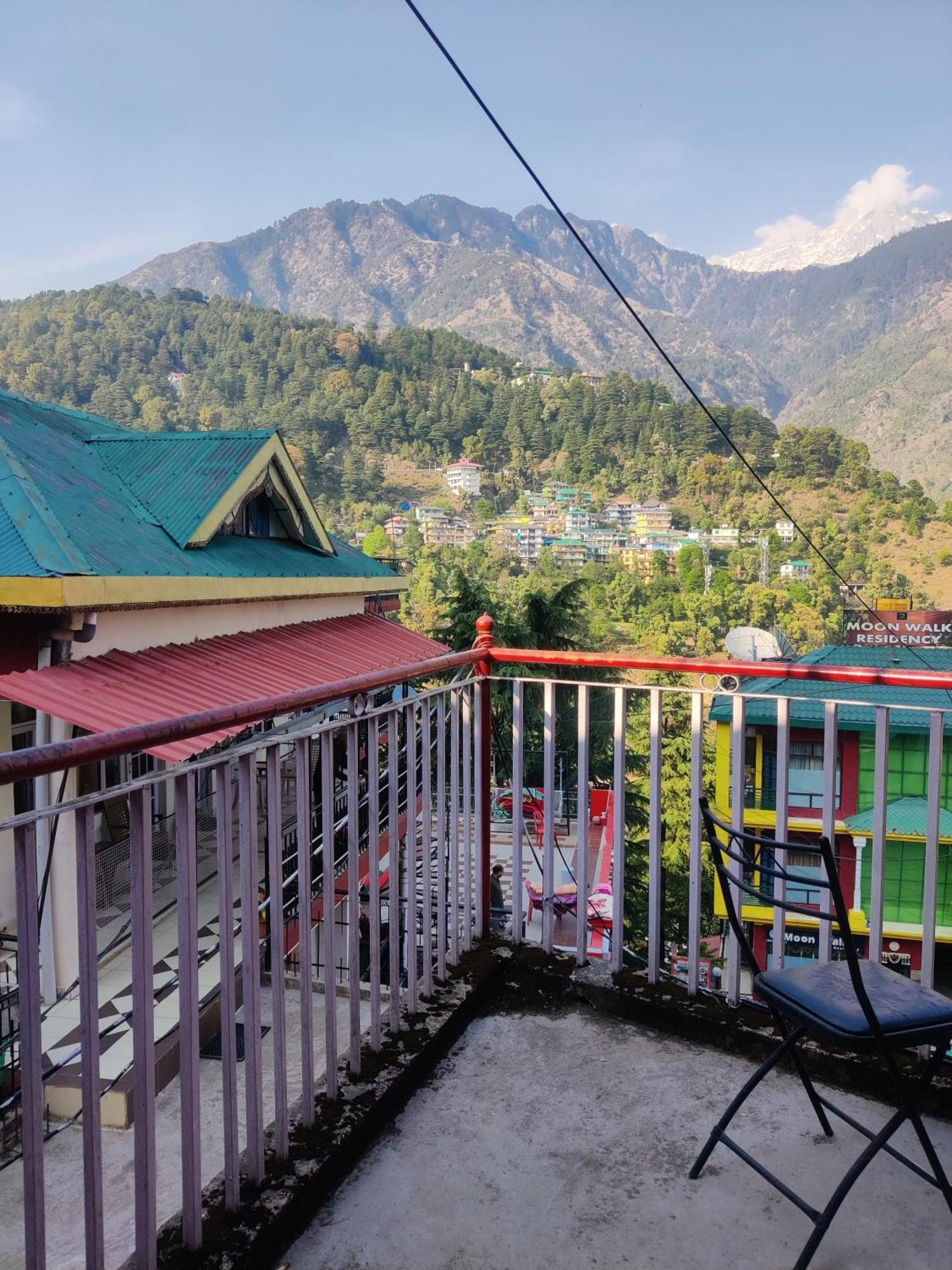 Mitra Mcleodganj Hostel McLeod Ganj Exterior photo