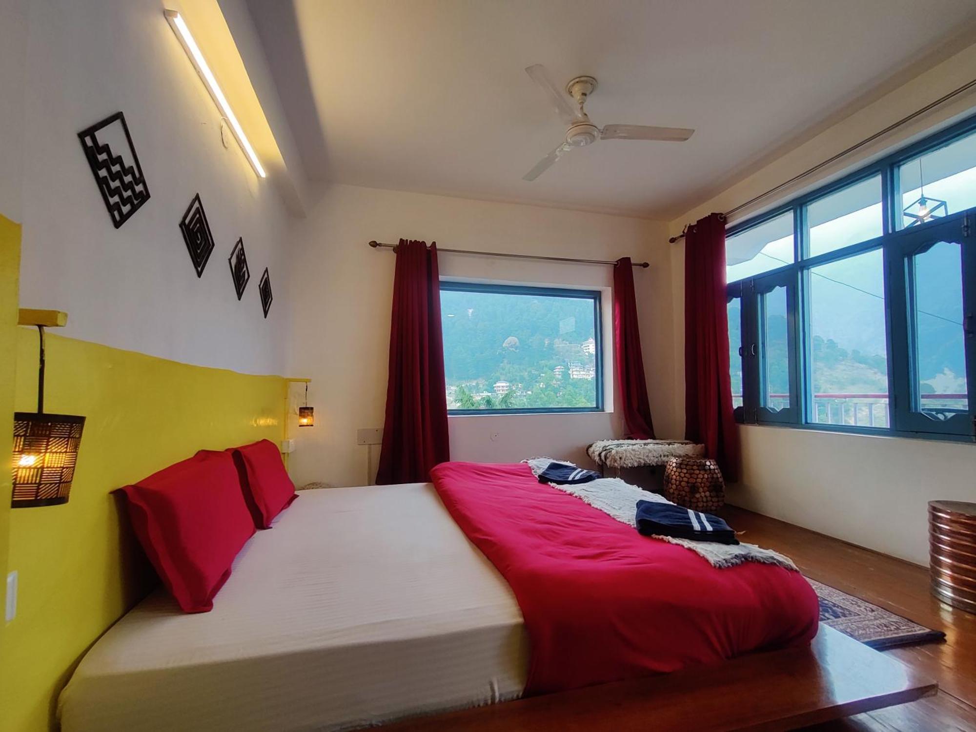 Mitra Mcleodganj Hostel McLeod Ganj Exterior photo