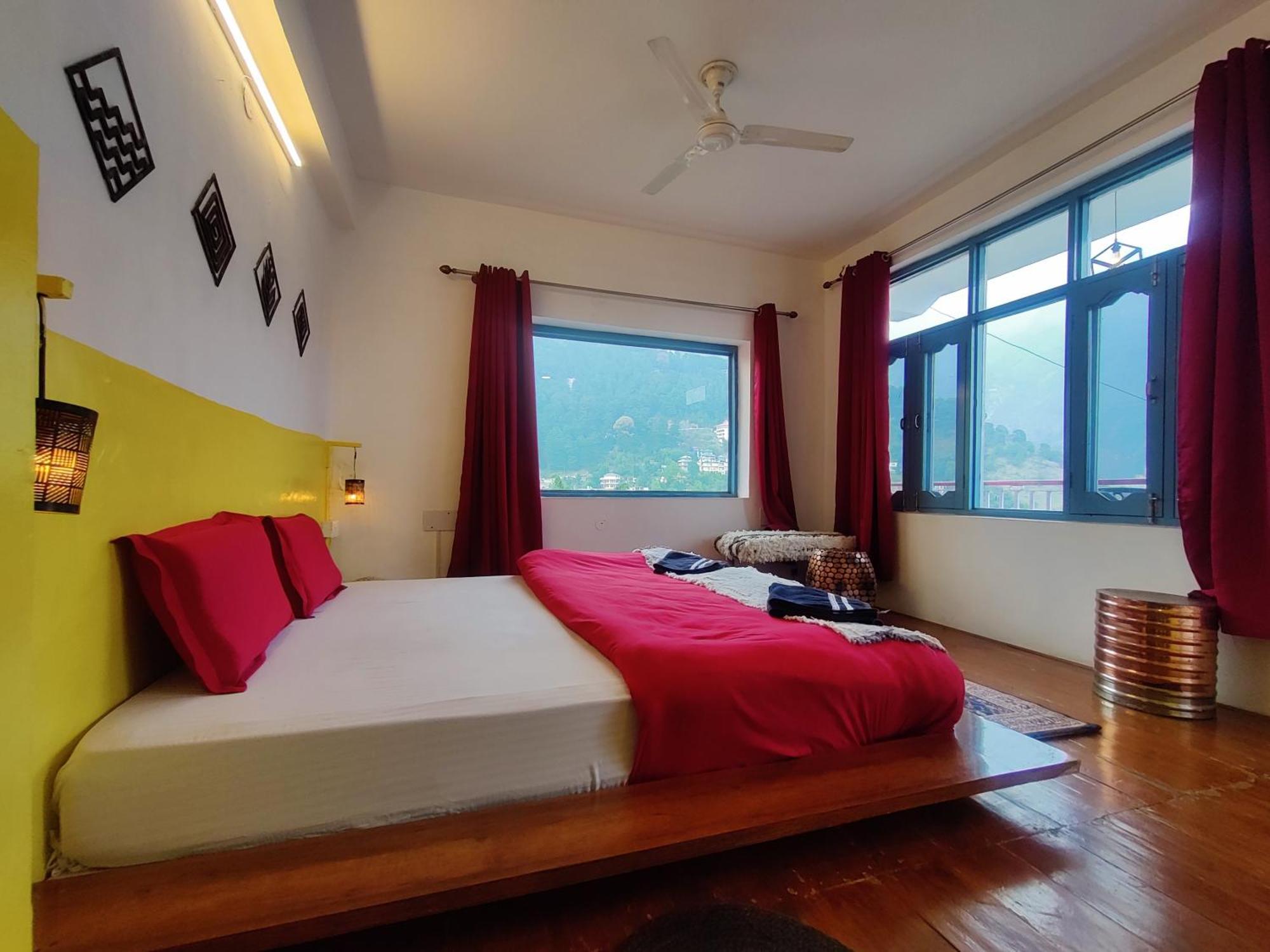 Mitra Mcleodganj Hostel McLeod Ganj Exterior photo